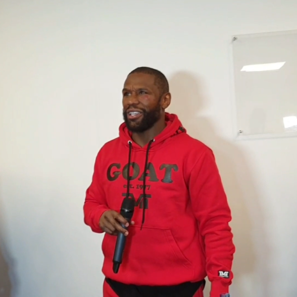 “DEJI WAS TALKING DISRESPECTFULLY” Floyd Mayweather Post-Fight Press Conference