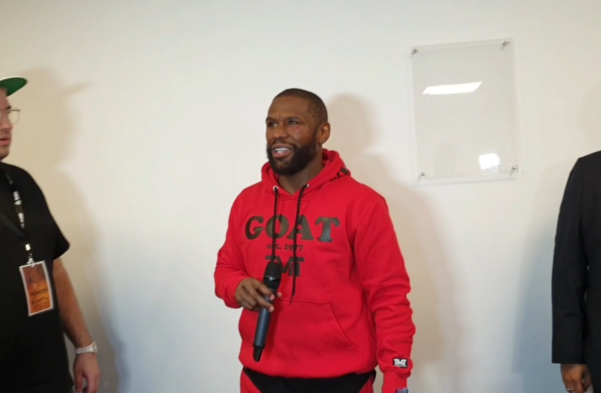 “DEJI WAS TALKING DISRESPECTFULLY” Floyd Mayweather Post-Fight Press Conference