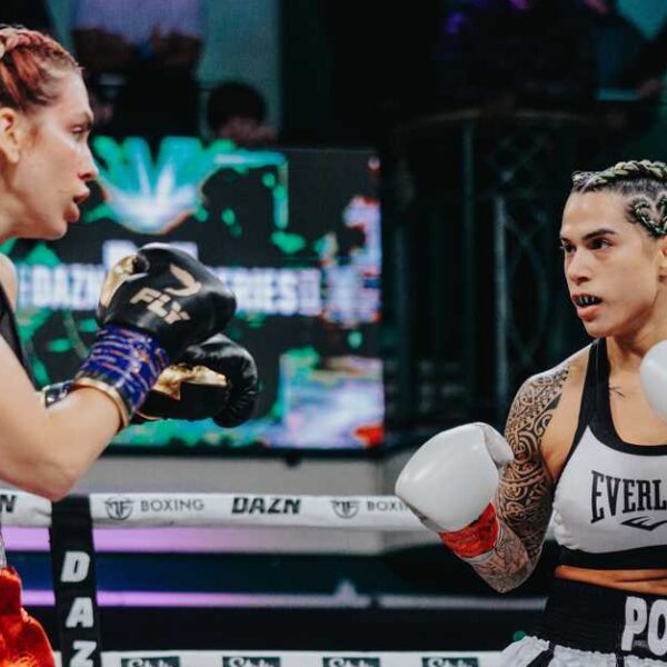 Jully Poca vs. Alaena Vampira